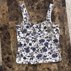 Beautiful floral fitted tank top